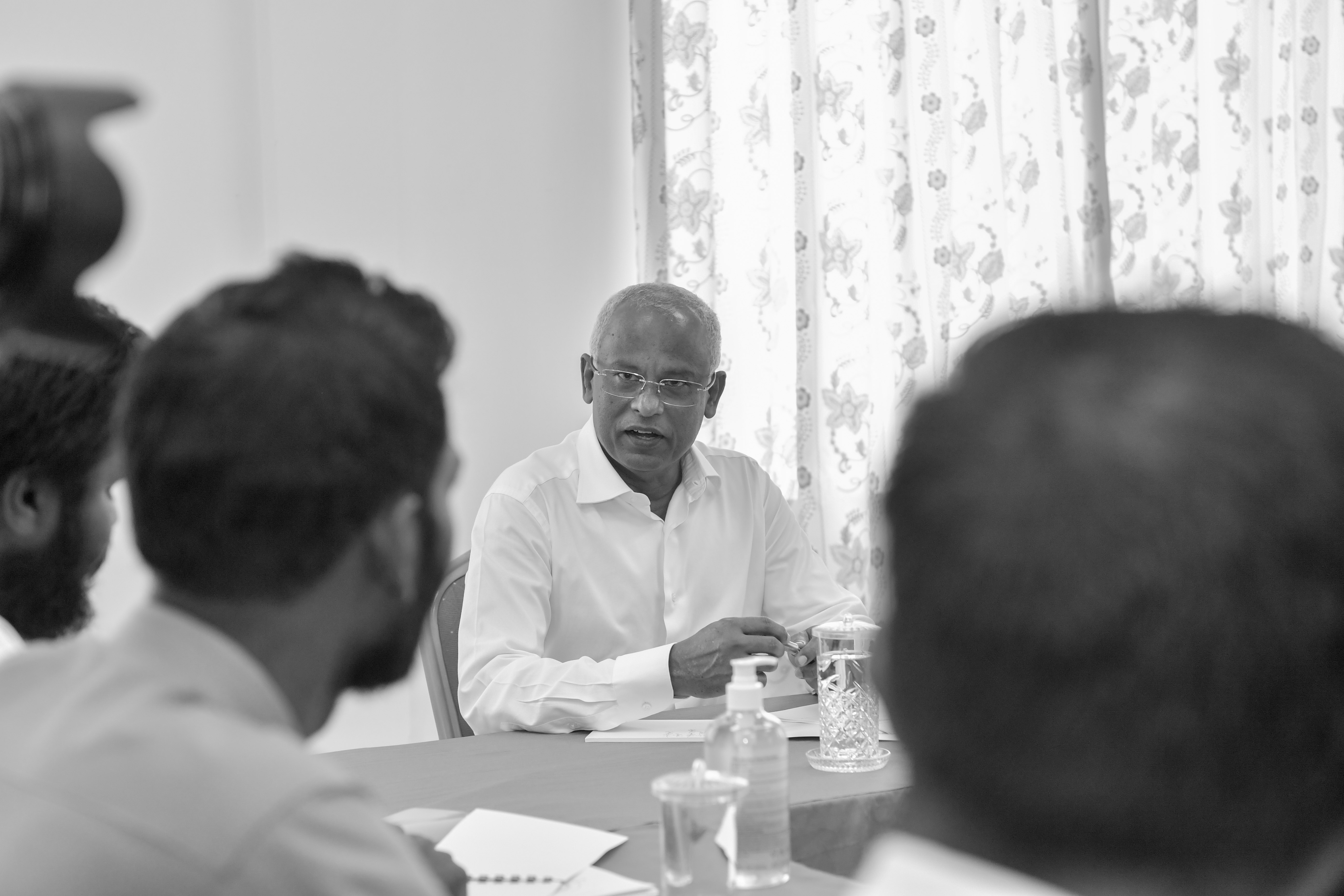 ރައީސުލްޖުމްހޫރިއްޔާ އިބްރާހީމް މުޙައްމަދު ޞާލިޙް މ.މަޑުއްވަރިއަށް 27 އޯގަސްޓް 2022 ގައި ކުރެއްވި ޒިޔާރަތުގައި  މ. މަޑުއްވަރި ކައުންސިލާއި އ.ތ.މ. ކޮމިޓީގެ މެންބަރުންނާ ބައްދަލުކުރެއްވުން