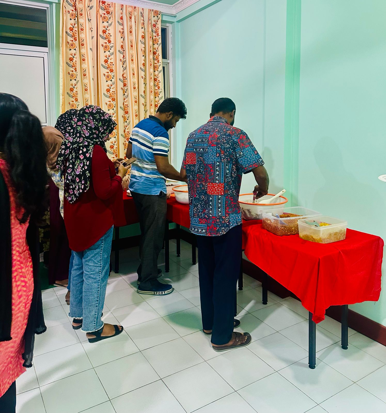 1446 ވަނަ އަހަރުގެ ރަމަޟާންމަހަށް މަރުޙަބާ ކިޔުމުގެގޮތުން ކައުންސިލްގެ ފަރާތުން ރައްޔިތުނާއެކު ކުރިޔަށްގެންދިޔަ މާހެފުން