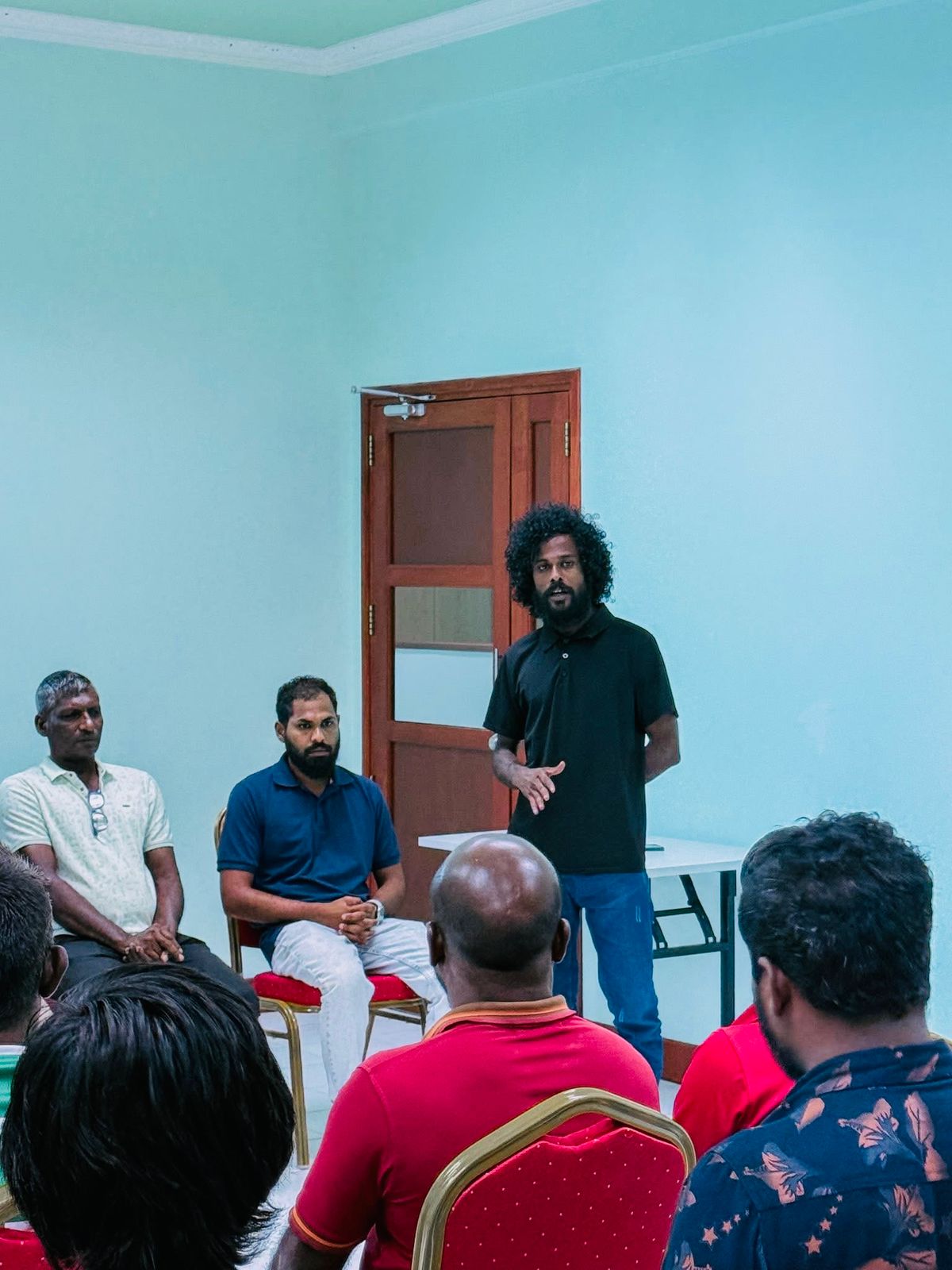 މުލަކަތޮޅު އަތޮޅު ކައުންސިލްގެ ފުރަތަމަ ފުޓްސަލް މުބާރާތުގައި ވާދަކުރާ މ. މަޑުއްވަރީ ކައުންސިލްގެ ފަރާތުން ވާދަކުރާ ފުޓްސަލް ޓީމްއަށް ޖޯރޒީ ޙަވާލުކުރުމުގެ ރަސްމިއްޔާތު