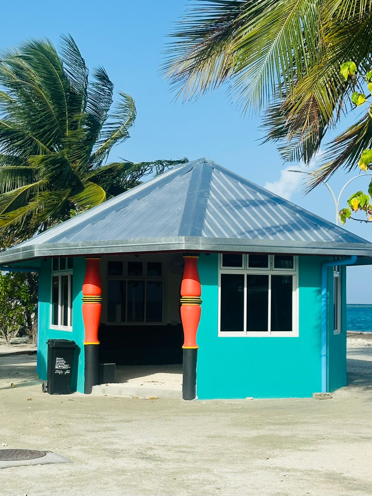 ދަތުރުވެރިންގެ ހިޔާ މަރާމާތުކޮށް އަޕްގްރޭޑް ކުރުމުގެ މަސައްކަތް
